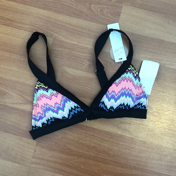 PILYQ Women’s Size M Bikini Top Zig Zag Print Swim - Picture 5 of 16